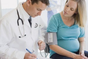 Gombos Edina: A terhességi vizsgálatok rám hozták a frászt!