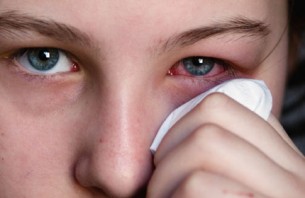 Mi folyik a háttérben, amikor megsirat az allergén?