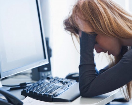 Folyton fáradt, ideges? Tüneteit kortizolhiány is okozhatja!