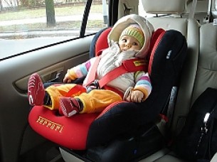 Baba az autóban - amire figyelni kell