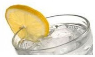 Citromos víz - így könnyíti az emésztést