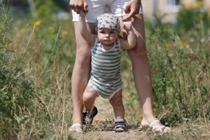 Megfogod a baba kezét? Ilyenkor a lehető legrosszabbat teszed ezzel