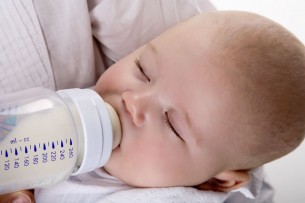 Vér a babaszékletben - Erre utalhat